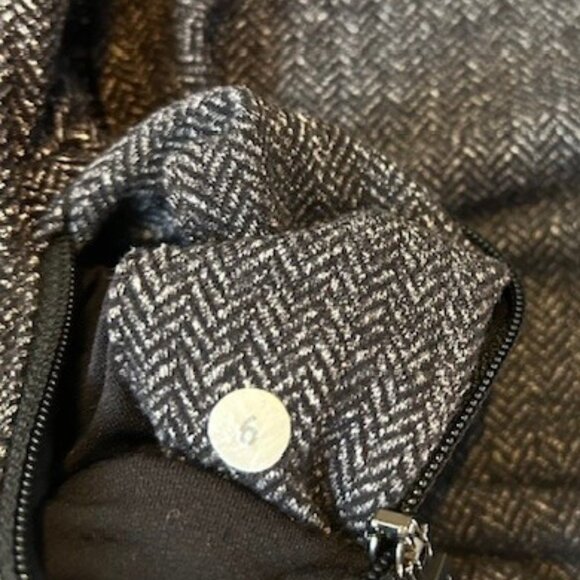 Lululemon Think Fast Hoodie Heathered Herringbone Pullover Black/Black Size 6 - Picture 12 of 12